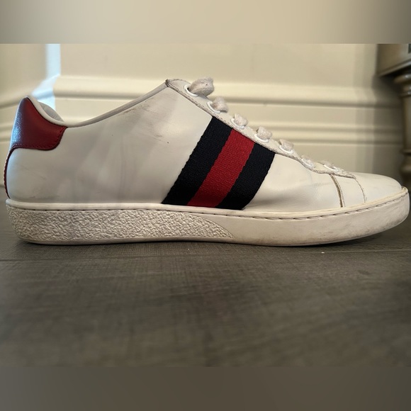 GUCCI LOVED 🩵 - Picture 6 of 7